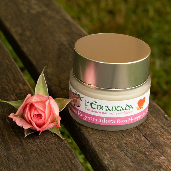 Crema Facial Regeneradora de Rosa Mosqueta y Ácido Hialurónico